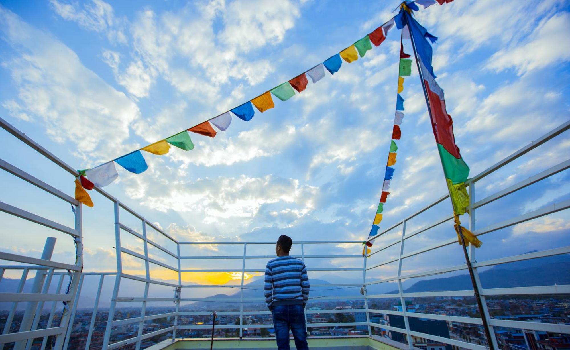 Hotel Task International Pokhara Buitenkant foto